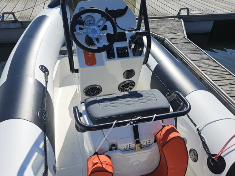 Bootverhuur 3D Tender TR54 in Pornichet via SamBoat