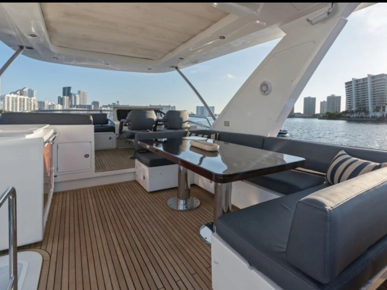 Jacht te huur in Coconut Grove voor de beste prijs