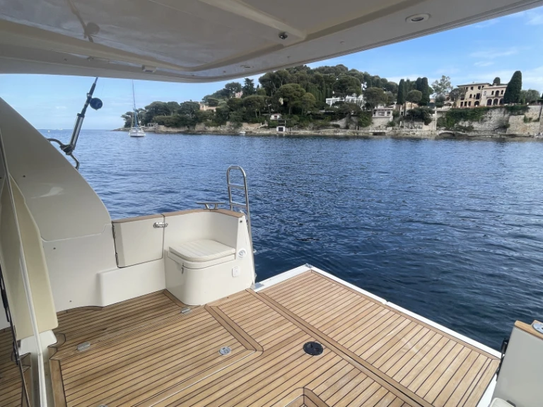 Verhuur Motorboot Greenline met vaarbewijs