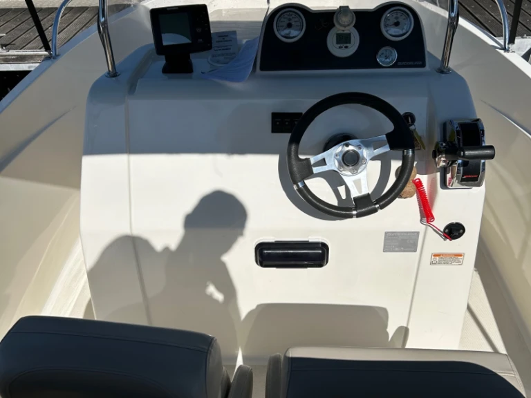 Bootverhuur Quicksilver Activ 535 Open in Aix-les-Bains via SamBoat