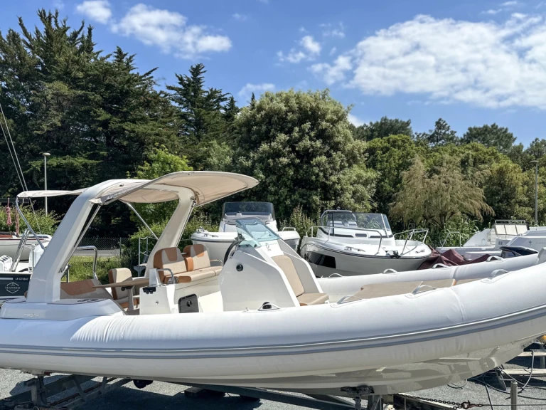 Verhuur Motorboot Zodiac met vaarbewijs