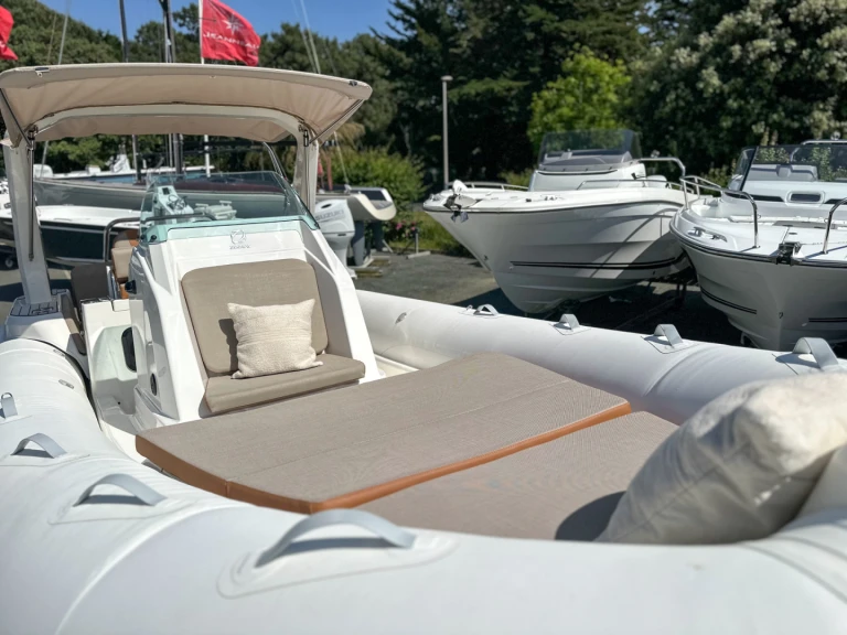 Motorboot te huur in La Flotte voor de beste prijs