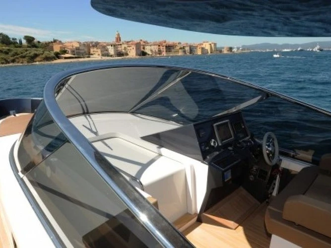 Motorboot te huur in Cogolin voor de beste prijs
