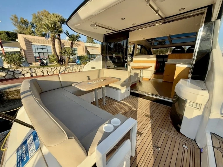 Huur Jacht met of zonder schipper Fairline in Port Grimaud