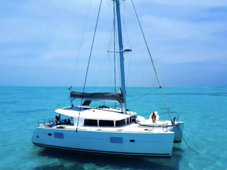 Lagoon Lagoon 400 te huur van particulier of professional in Ibiza Town