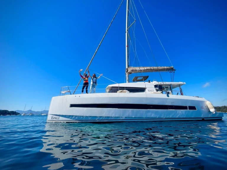 Verhuur Catamaran Bali met vaarbewijs