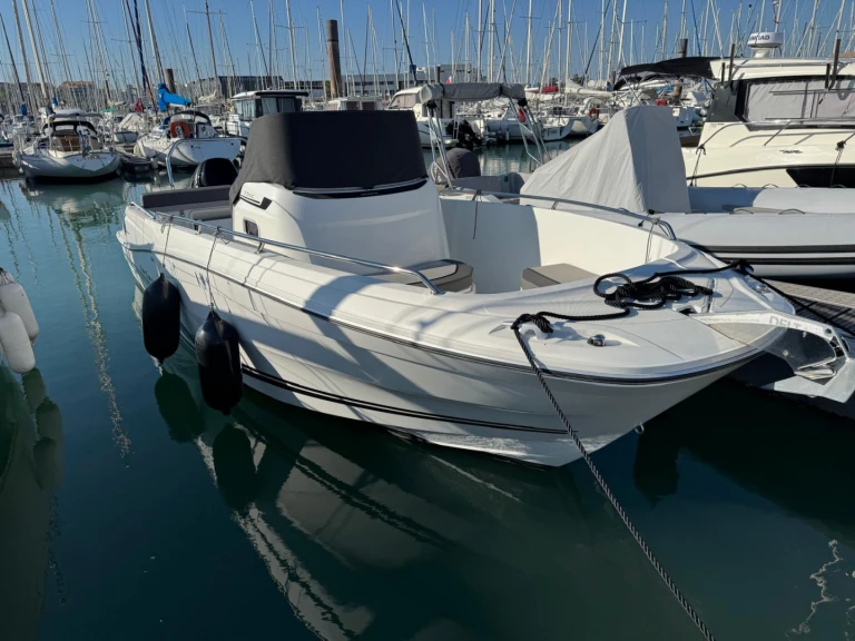 Motorboot te huur in La Rochelle voor de beste prijs