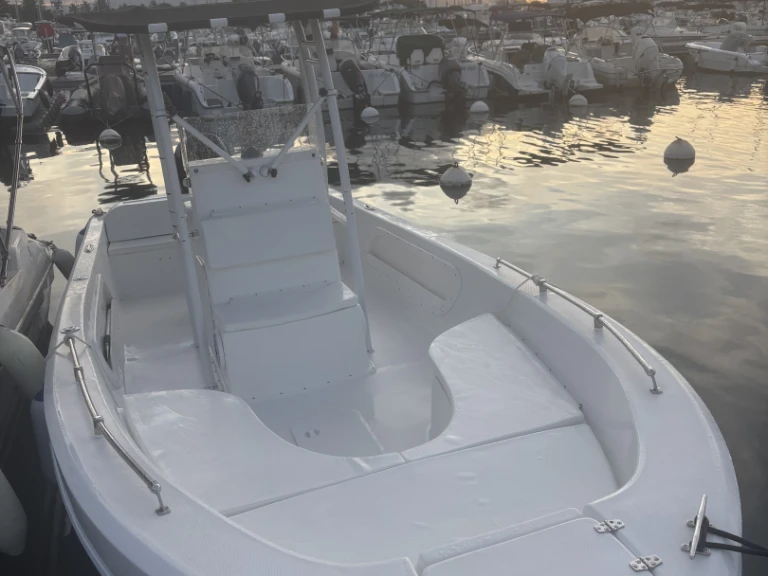 Bootverhuur Pointe-à-Pitre goedkoop 23'
