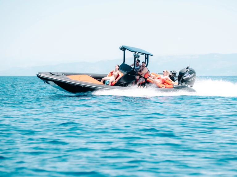Huur een Technohull 888 in Préveza