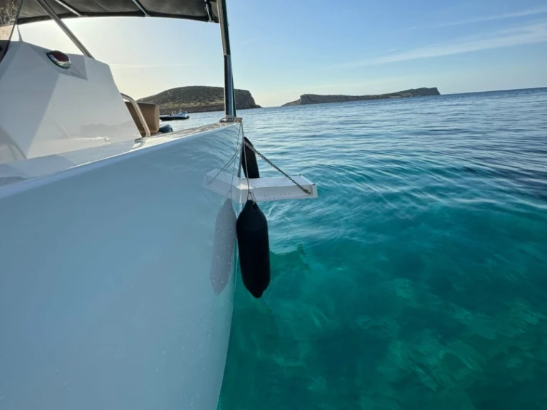 Motorboot te huur in Sant Antoni de Portmany voor de beste prijs