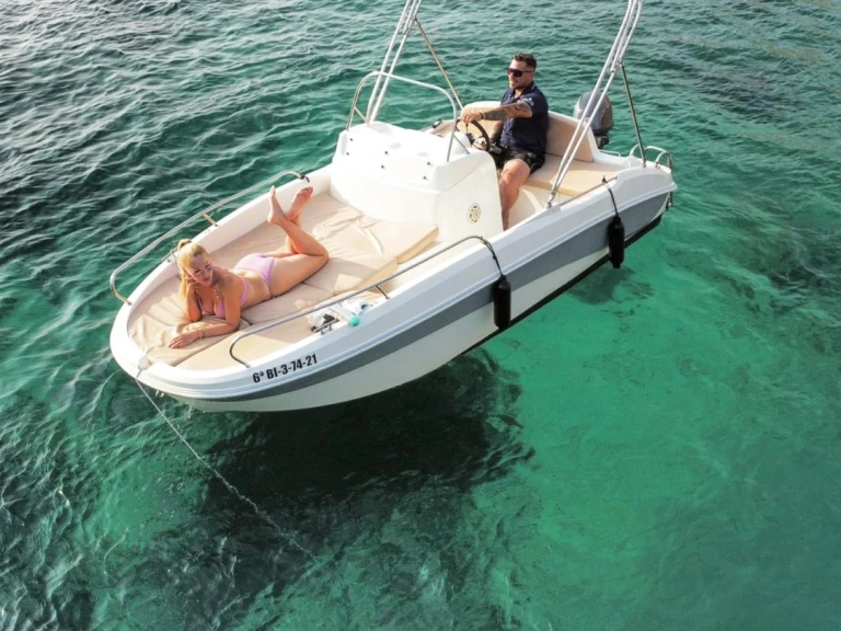 Huur een Quicksilver Activ 455 Open in Sant Antoni de Portmany