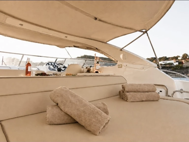 Verhuur Motorboot in Taormina - Bavaria Bavaria 37 Sport