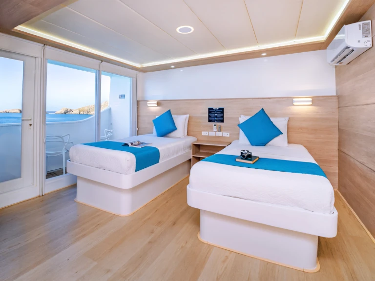 Huur Catamaran met of zonder schipper  in Puerto Baquerizo Moreno