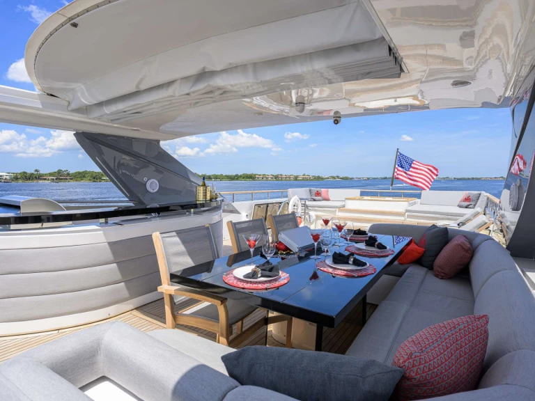 Huur Jacht met of zonder schipper Princess, UK in Florida