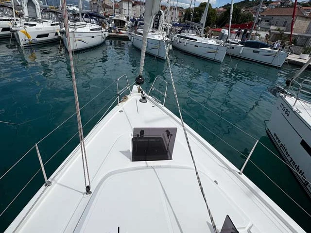 Bootverhuur Bavaria Bavaria C42 in Trogir via SamBoat