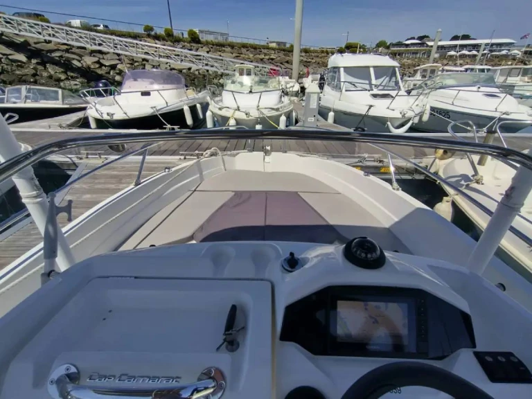 Huur Motorboot met of zonder schipper Jeanneau in Saint-Quay-Portrieux