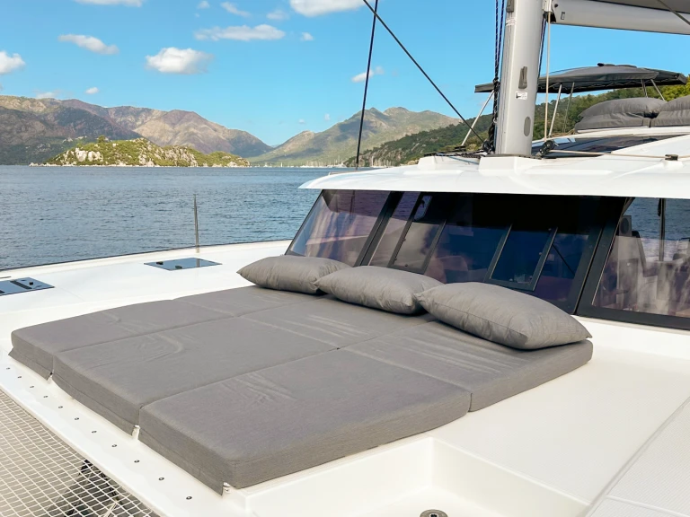 Huur een Fountaine Pajot Tanna 47 in Marmaris