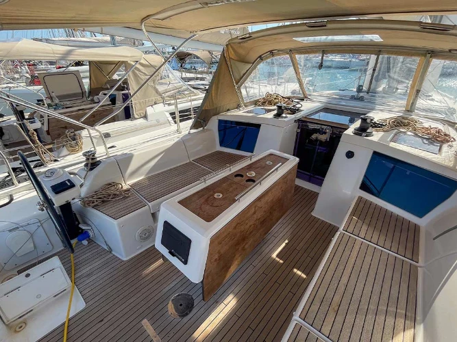 Verhuur Zeilboot Dufour met vaarbewijs