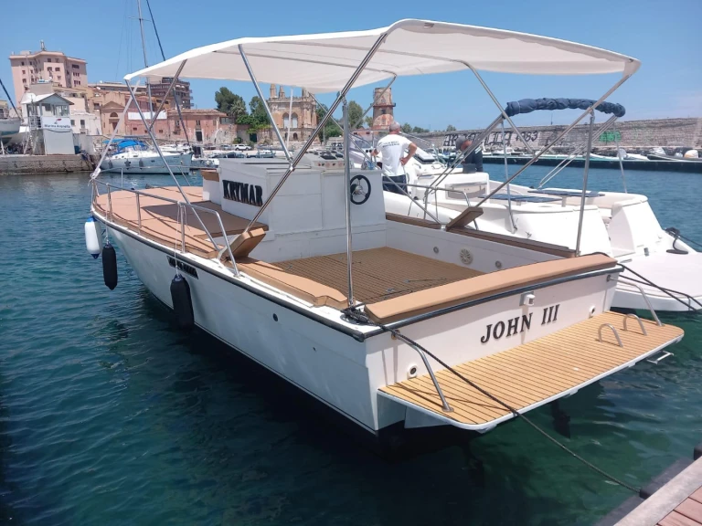 Verhuur Motorboot Chris Craft met vaarbewijs