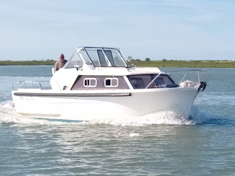 Verhuur Motorboot Jouet met vaarbewijs