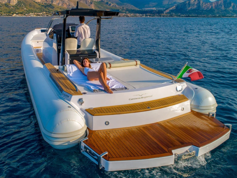 Jachthuur in Poltu Quatu - Magazzu MX 11 Coupé via SamBoat