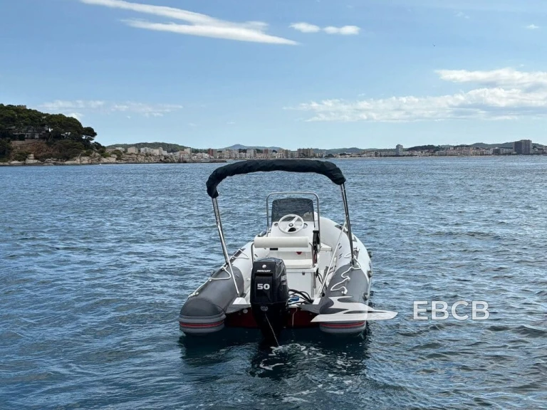 Bootverhuur Palamós goedkoop Aura 520
