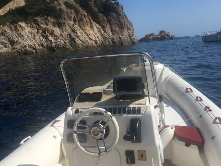 Huur een Nuova Jolly Prince 23 in Andernos-les-Bains