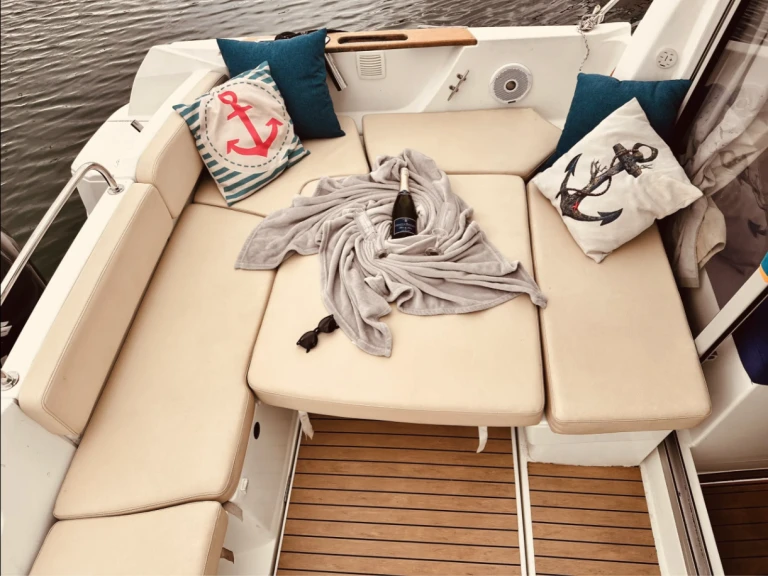 Verhuur Motorboot in Dún Laoghaire-Rathdown - Bénéteau Antares 750 HB