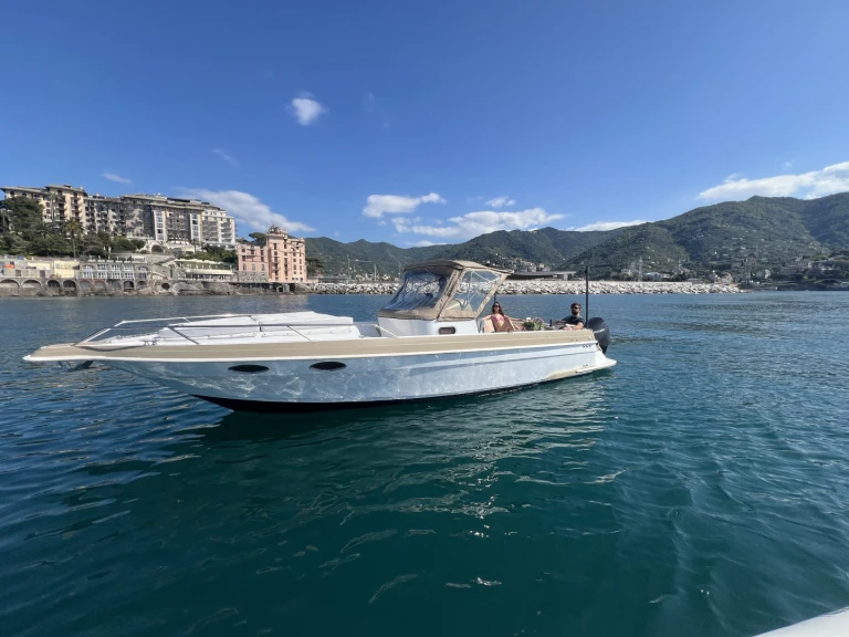 Huur een SCAND  Scand 9200 in Rapallo