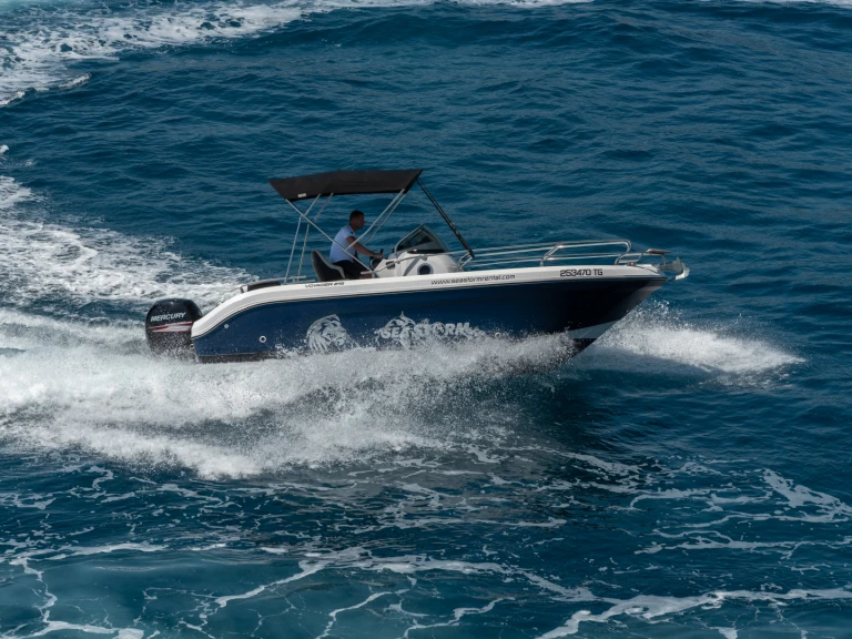 Verhuur Motorboot Ranieri met vaarbewijs
