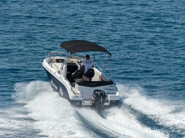 Jachthuur in Trogirski Zaliv - Ranieri Voyager 21 S via SamBoat