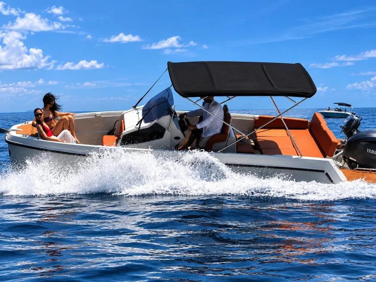 Bootverhuur Protagon Space 25 in Zakynthos via SamBoat
