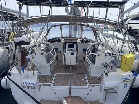 Verhuur Zeilboot Jeanneau met vaarbewijs