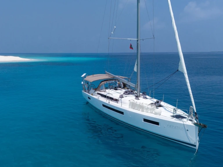 Zeilboot te huur in Malé voor de beste prijs