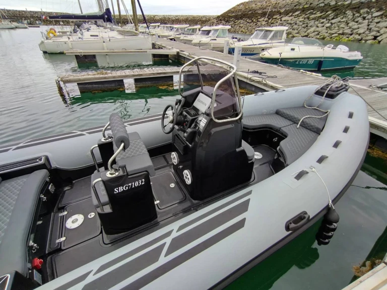 Huur een  3D TENDER - DREAM 6.55 in Saint-Quay-Portrieux