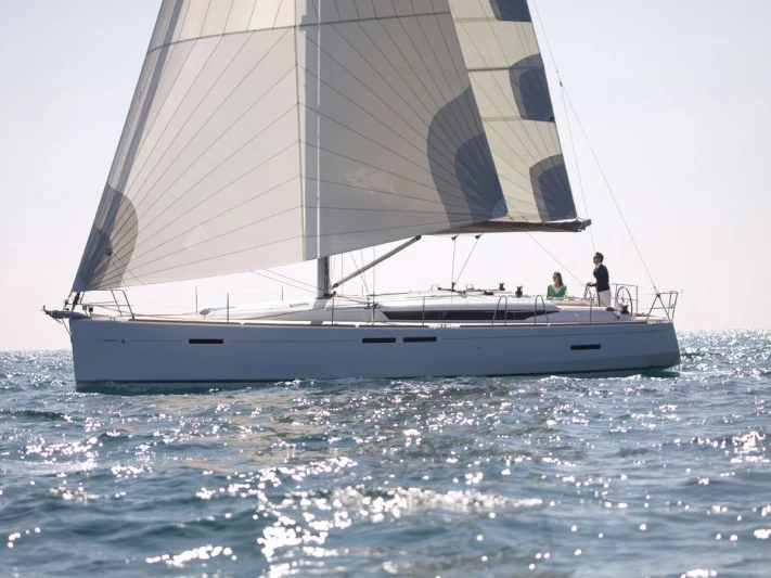 Huur Zeilboot met of zonder schipper Jeanneau in La Paz