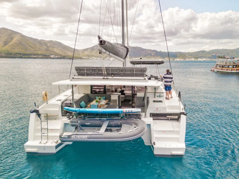 Huur een Fountaine Pajot Tanna 47 in Marmaris