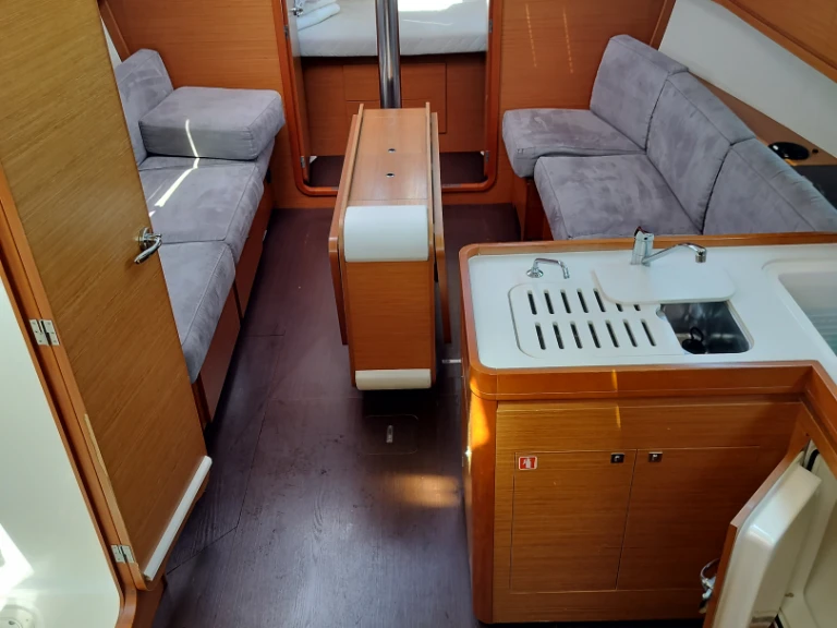Verhuur Zeilboot in Izola - Dufour Dufour 382 Grand Large