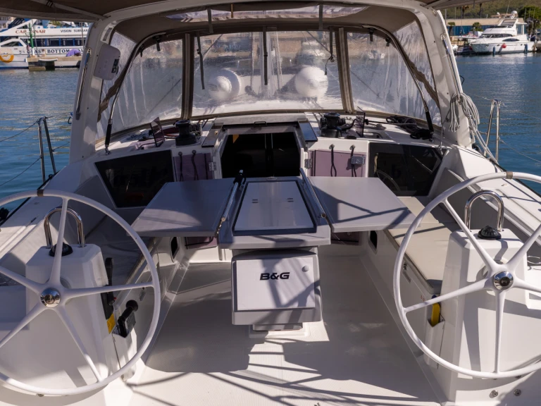 Huur een Bénéteau Oceanis 41.1 Perfomance in Port de Pollença