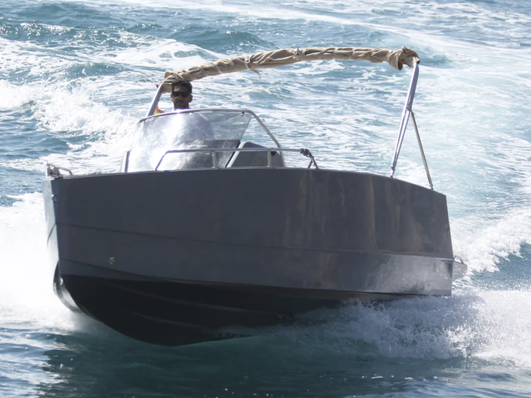 Verhuur Motorboot Nuva met vaarbewijs