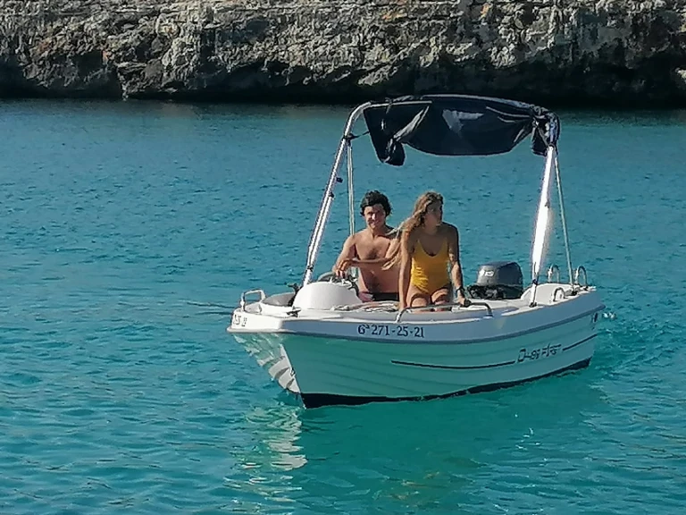 Jachthuur in Ciutadella de Menorca - Dipol D-400 F1RST via SamBoat