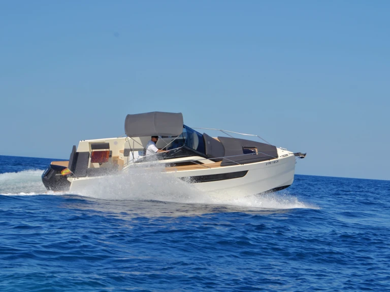Motorboot te huur in Cala d'Or voor de beste prijs