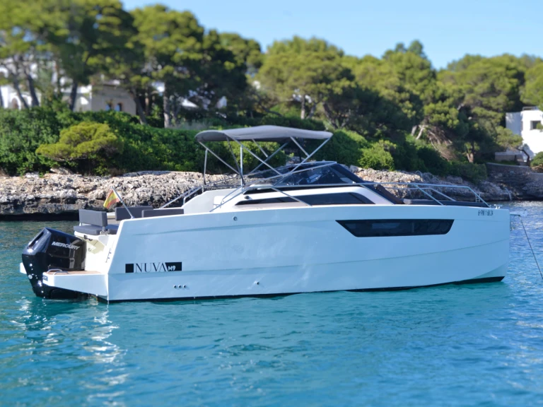 Huur een Nuva M9 CABIN in Cala d'Or