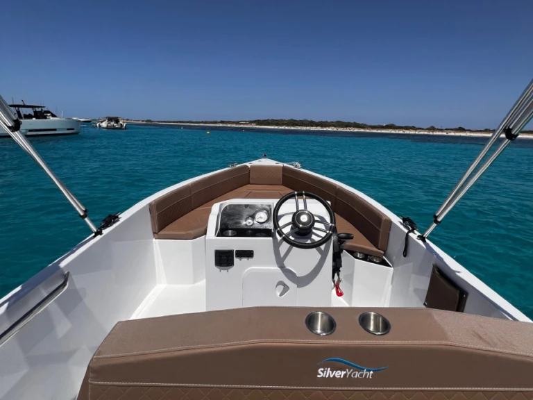 Verhuur Motorboot Silver met vaarbewijs