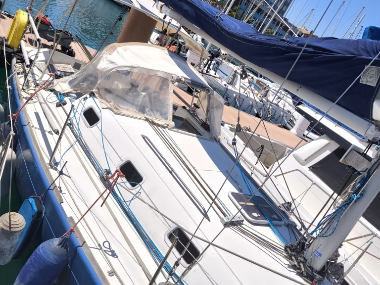 Verhuur Zeilboot in La Seyne-sur-Mer - Bénéteau First 31.7