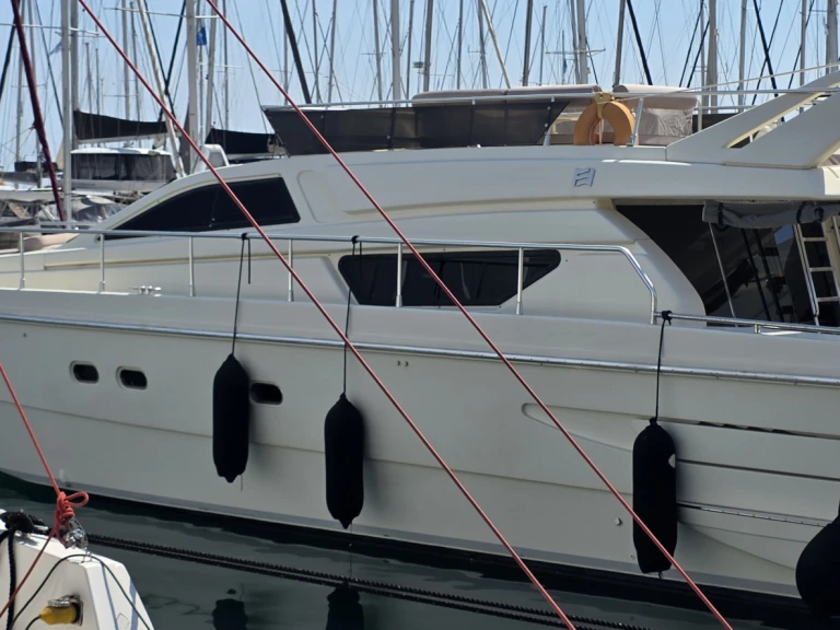 Huur Jacht met of zonder schipper Ferretti in Port Lindos