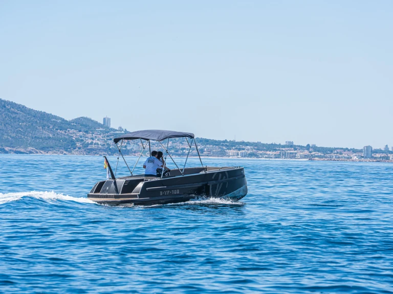 Huur een VanVossen Tenders TENDER SPORT 777 in Spanje