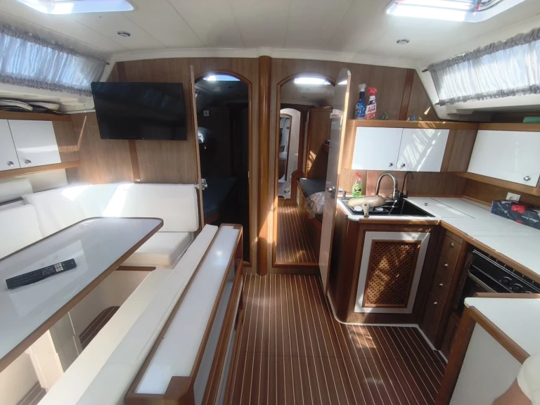 Huur een Ocean Yachts Ocean Star 51.2 in Néa Michanióna