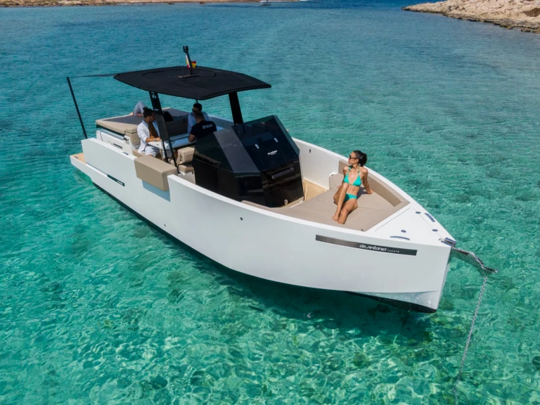 Huur een De Antonio 28 in Palma de Mallorca