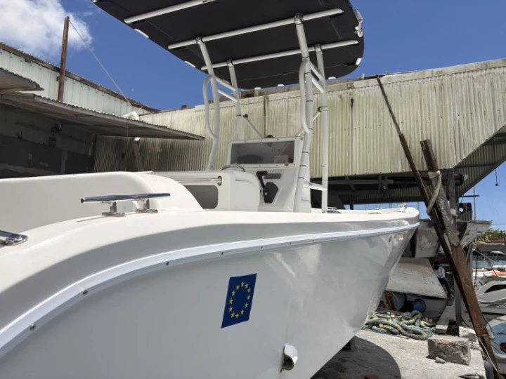 Forboat 23' te huur van particulier of professional in Pointe-à-Pitre